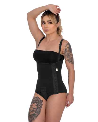 Calcinha Feminina Pós Parto Cós Alto e Colchete Lateral